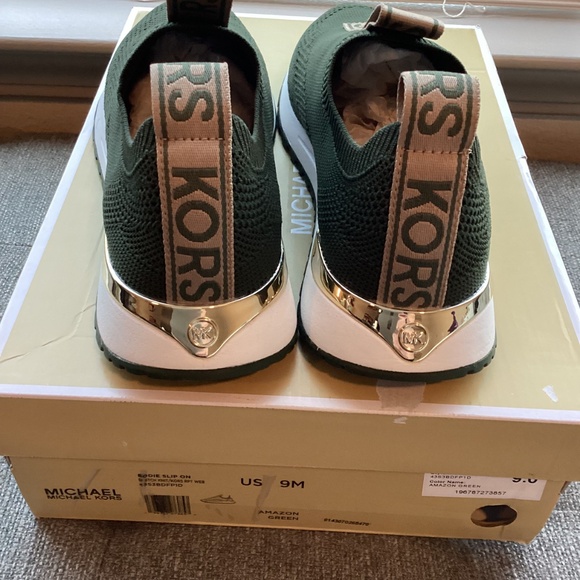 MICHAEL MICHAEL KORS Women's Bodie Slip-On Sneakers, size 9 - Picture 4 of 9